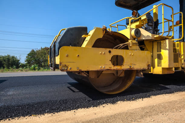 Best Local Driveway Pavers  in Head Of The Harbor, NY